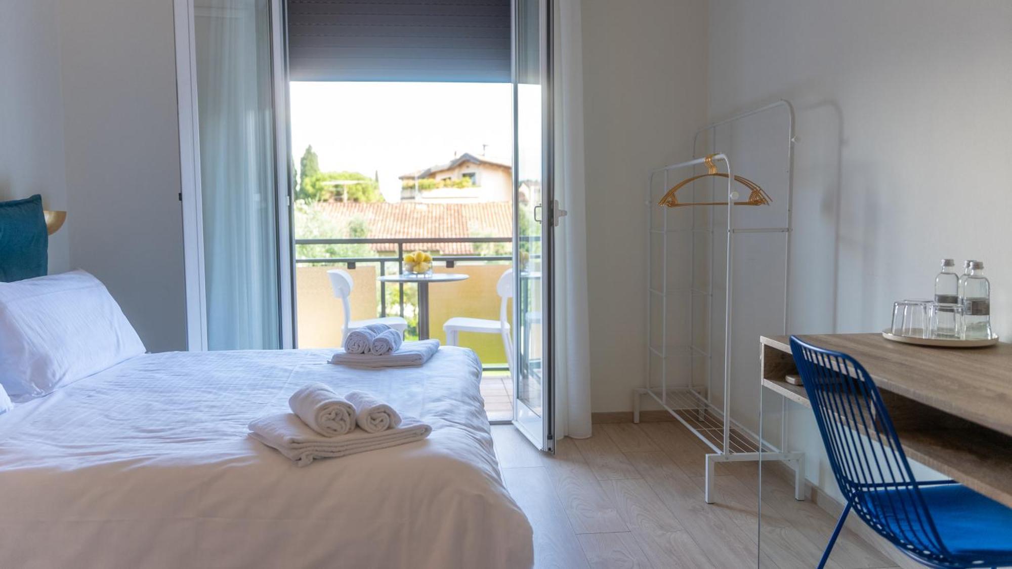 Hotel Eden Toscolano Maderno Exteriör bild